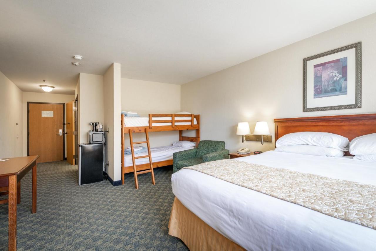 The BW Hotel Branson Esterno foto